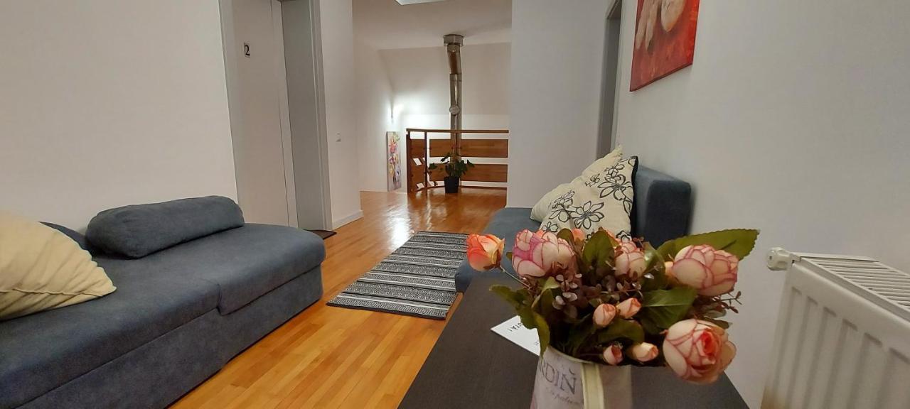 Casa Bita Apartment ซีบิว ภายนอก รูปภาพ